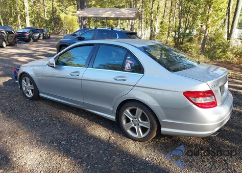 2010 Mercedes-Benz C 300 Sport 4Matic из США, поврежденный, VIN WDDGF8BB7AR122996